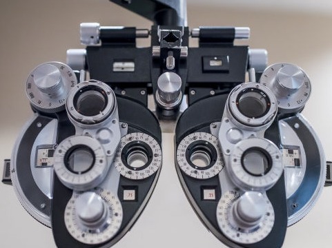 eye test equipment